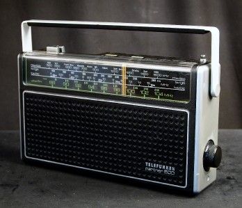 NR MINT 1976 TELEFUNKEN PARTNER 500 VINTAGE PRESET RADIO MW/LW/FM 