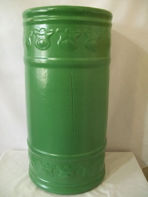 ZANESVILLE’S GREEN WITH SHEILDS UMBRELLA STAND #D201  