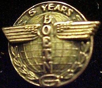 yr 10K BOEING Employee Service Pin Totem Pole screw  