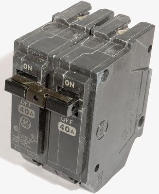 NEW GE 40a 240v 40 AMP 2P 2 POLE CIRCUIT BREAKER THQL  