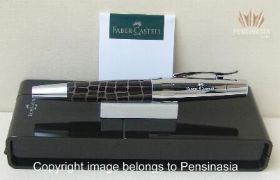   ALLIGATOR PATTERN RESIN BROWN FOUNTAIN PEN SUPERB DESIGN   