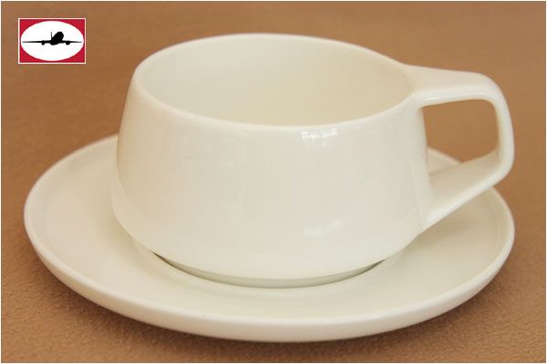 A380 MARC NEWSON QANTAS AIRWAYS AIRLINES CUP&SAUCER FLATWARE CUTLERY 