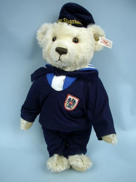 Steiff Vienna Choir Boy Bear #996634   1998  