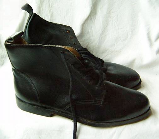 USSR Russia export leather shoes US 10.5 Europe 43 NEW  