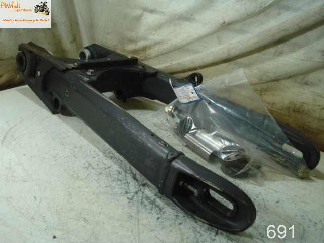 Triumph Thunderbird Sport SWINGARM SWING ARM  