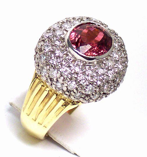 ESTATE 18k GOLD RHODOLITE GARNET & DIAMONDS DOME RING  