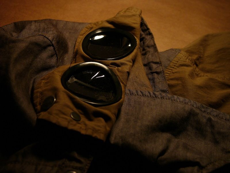 CP Company Mille Miglia Goggle Jacket W/ Watch Viewer   From Italy $ 