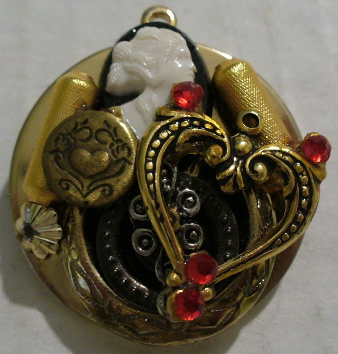 HANDMADE GOLDTONE JEWELRY COLLAGE BROOCH / NECKLACE  