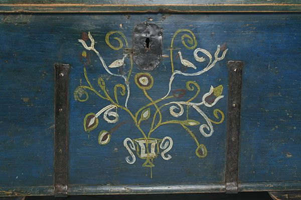   Hand Painted Blue Russian Trunk Chest Floral Motif Circa 1890  