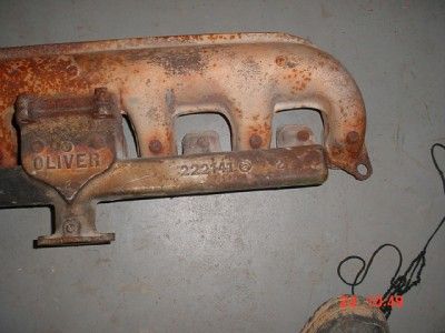 ORIGINAL 1800 1755 OLIVER TRACTOR EXHAUST MANIFOLD 1750 1850 1855 