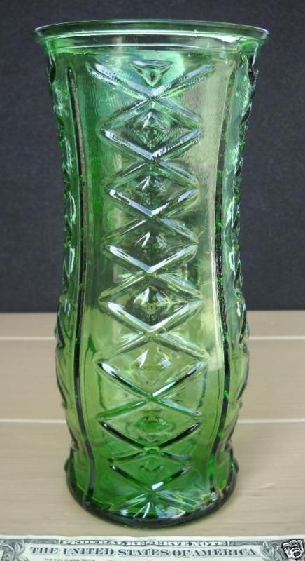 BRODY OHIO DIAMOND EMERALD GREEN VASE RARE  