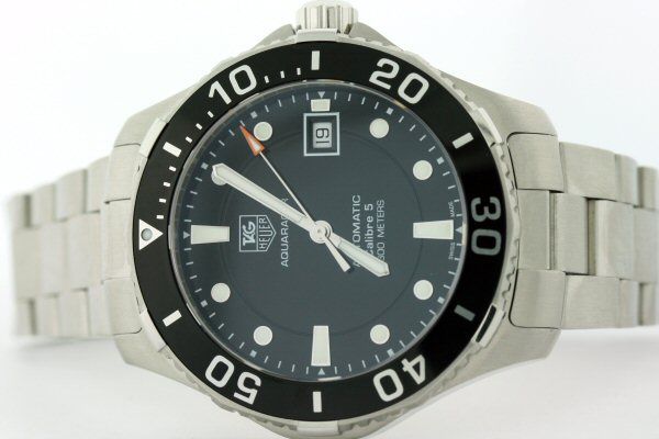 NEW TAG HEUER MENS AQUARACER BLACK AUTO CAL. 5 WAN2110  