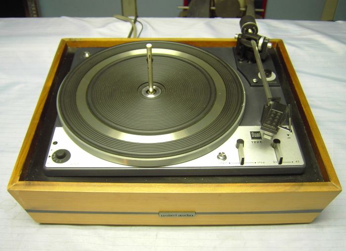   Dual 1226 Idler Drive Turntable Record Changer Signet Cartridge  