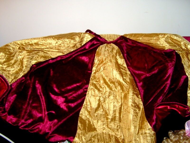 CHRISTMAS TREE SKIRT GOLD & BURGANDY CUSTOM MADE NEW  