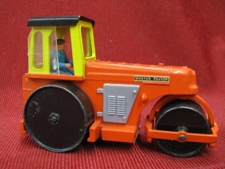 Modellino Vintage DINKY TOYS Aveling Barford Diesel Roller 279  