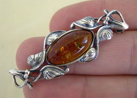   HONEY AMBER & STERLING SILVER LEAF or GRAPE HANDMADE BROOCH PIN  